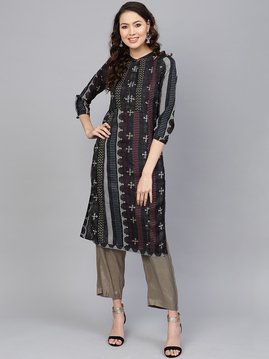 

Indo Era Women Black & White Geometric Printed Kurta