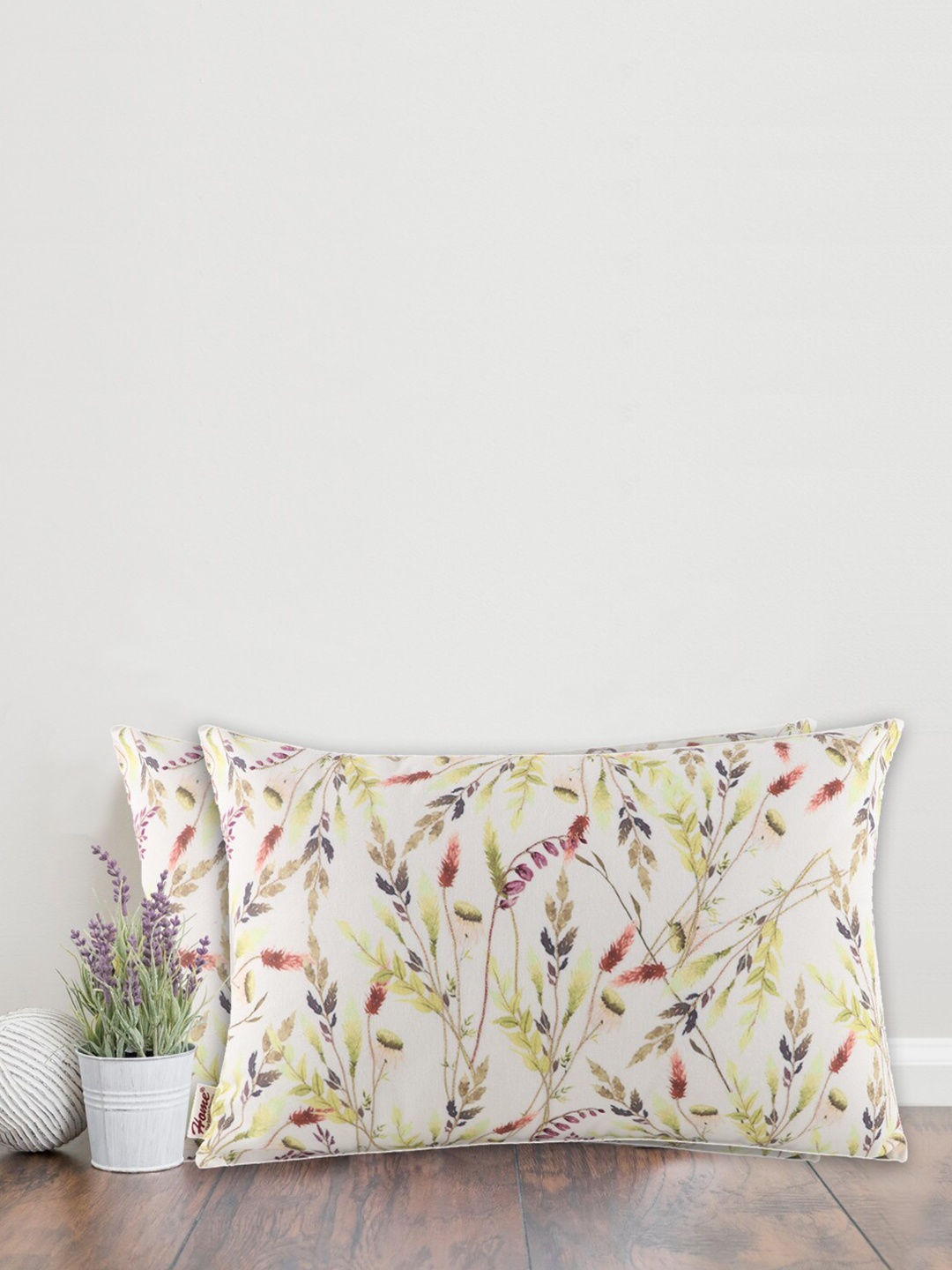 

Home White & Purple Set of 2 Floral Printed Rectangle Cotton Cushion Covers