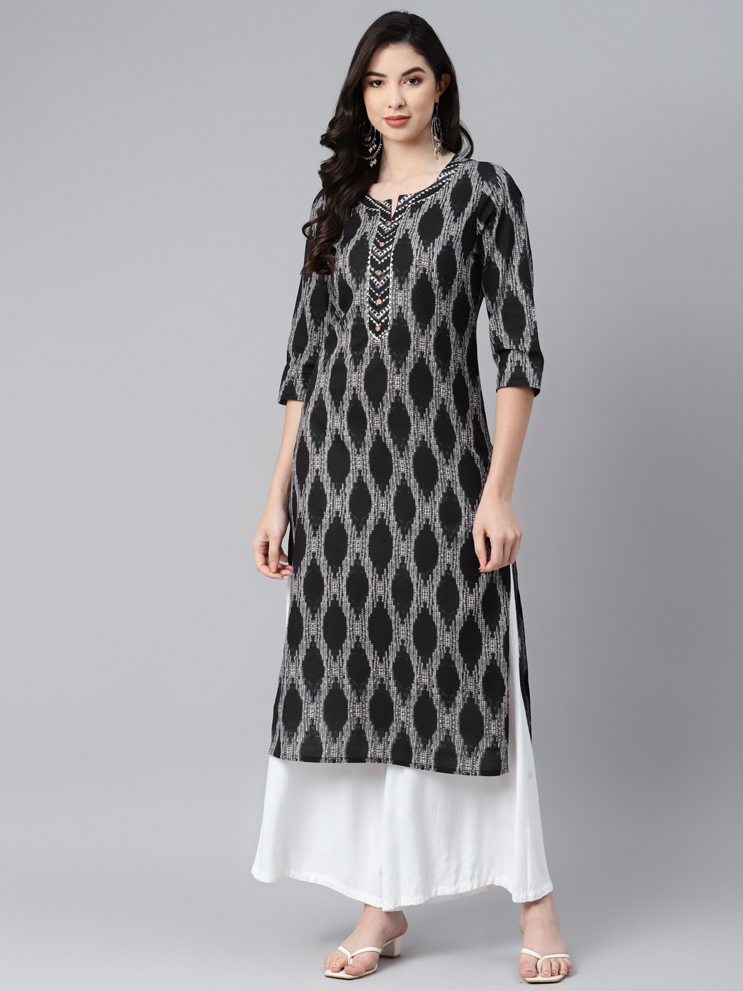 

PIROH Women Black & White Bandhani Printed Pure Cotton Gotta Patti Kurta