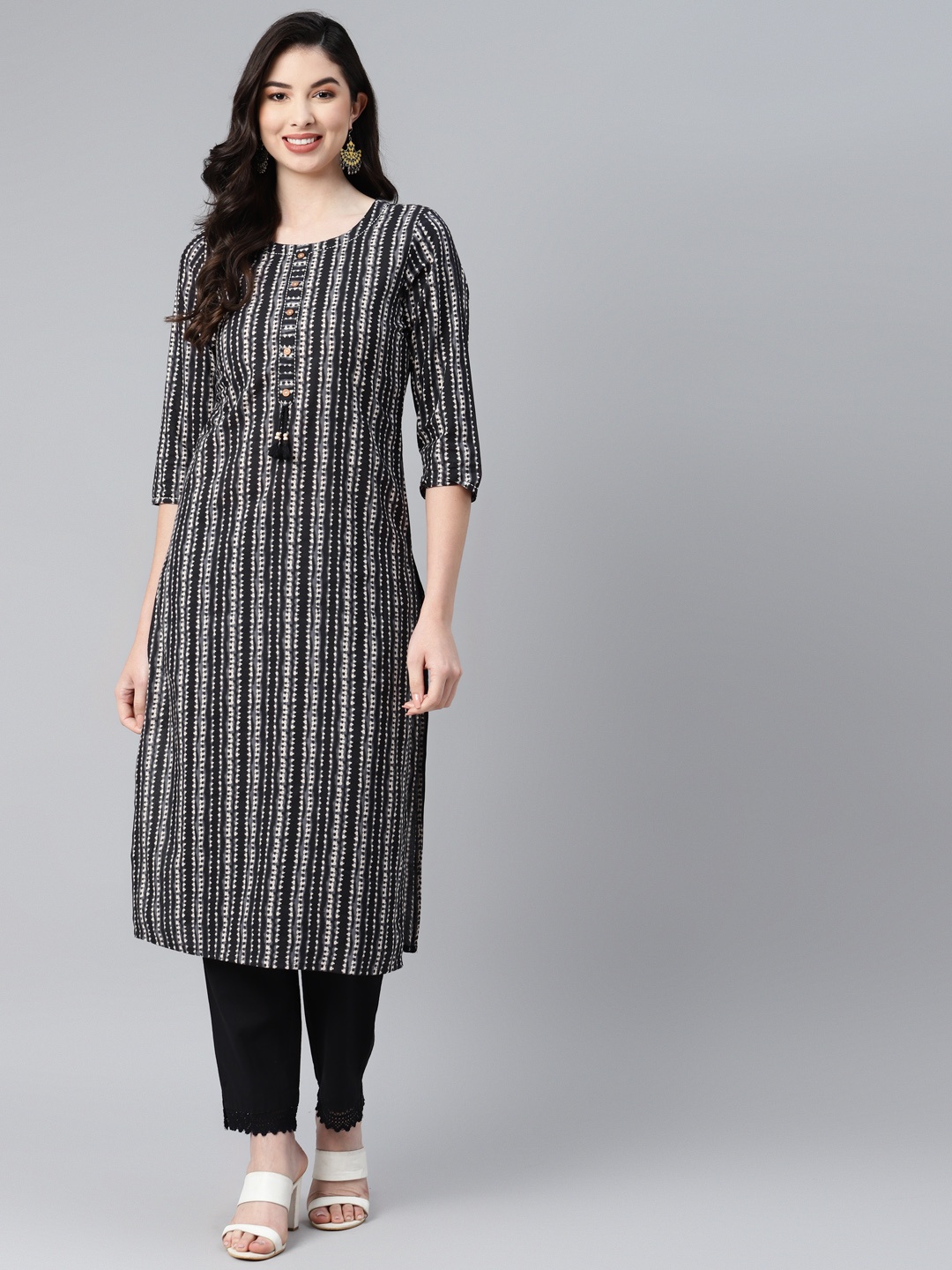 

PIROH Women Black & White Bandhani Printed Pure Cotton Kurta