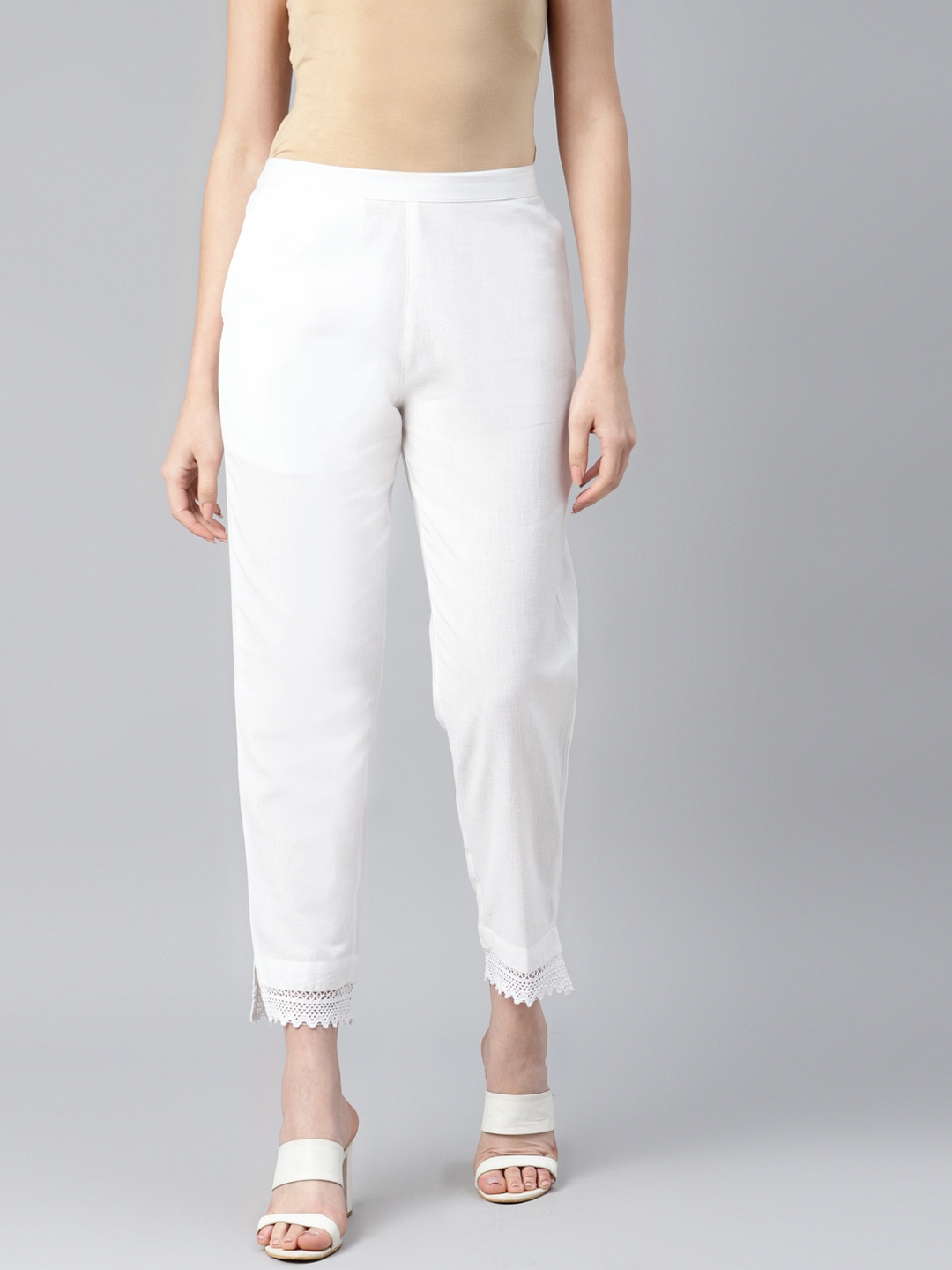 

PIROH Women White Solid Pure Cotton Straight Fit Trousers