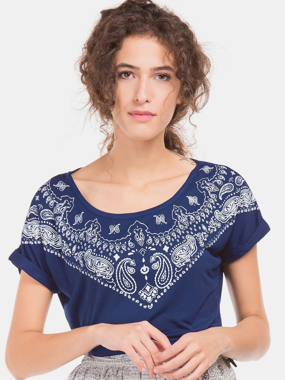 

Cherokee Blue & White Ethnic Motifs Printed Extended Sleeves Top