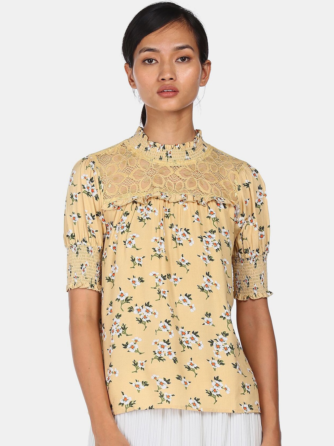 

Cherokee Women Beige Floral Printed Top