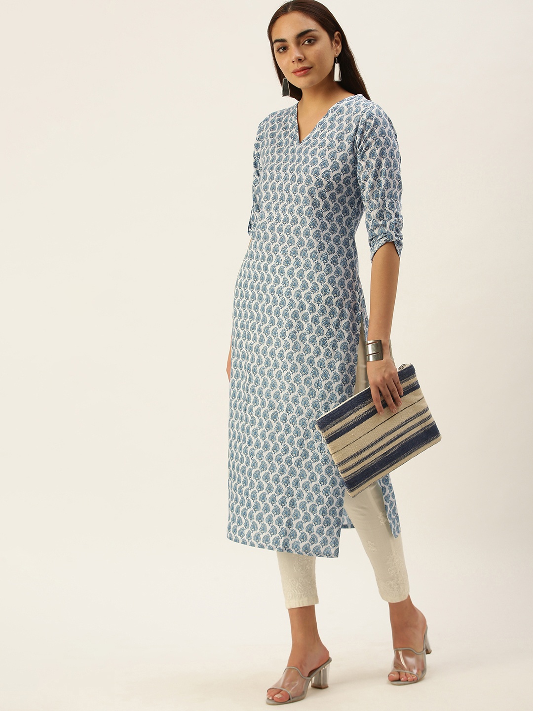 

Saanjh Women White & Blue Ethnic Motifs Printed Cotton Straight Kurta