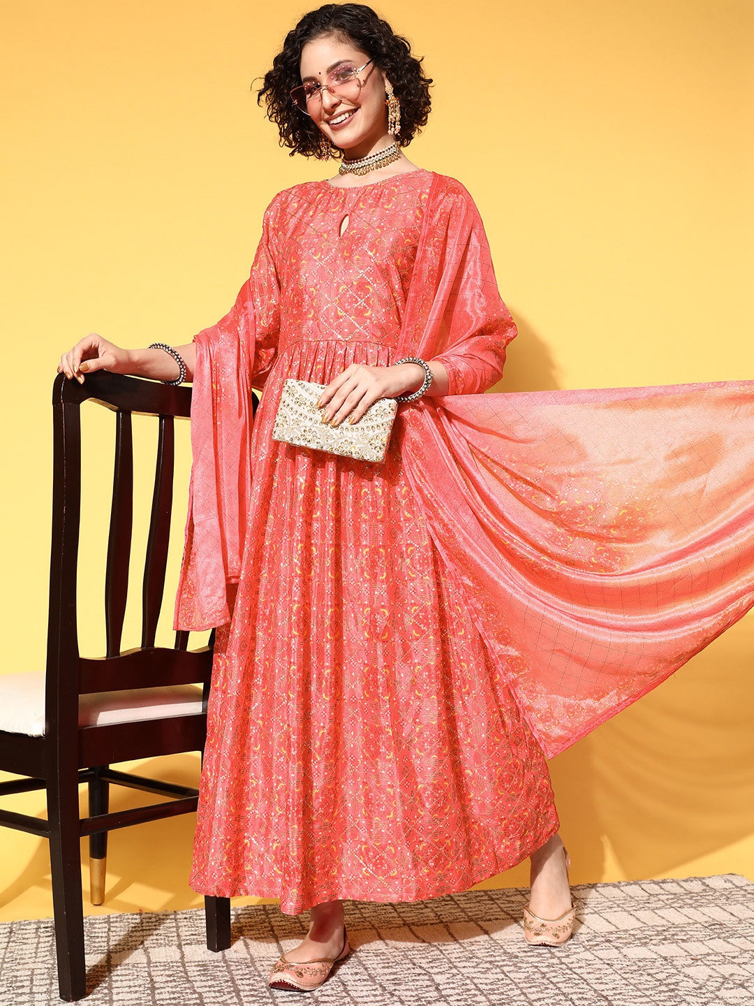 

Kvsfab Women Pretty Pink Ethnic Motifs Swirling Volume Dress