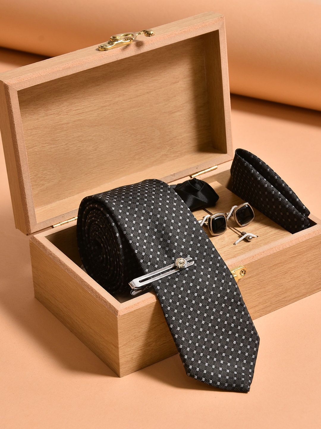 LOUIS STITCH Men Silk Necktie Accessory Gift Set, Charcoal