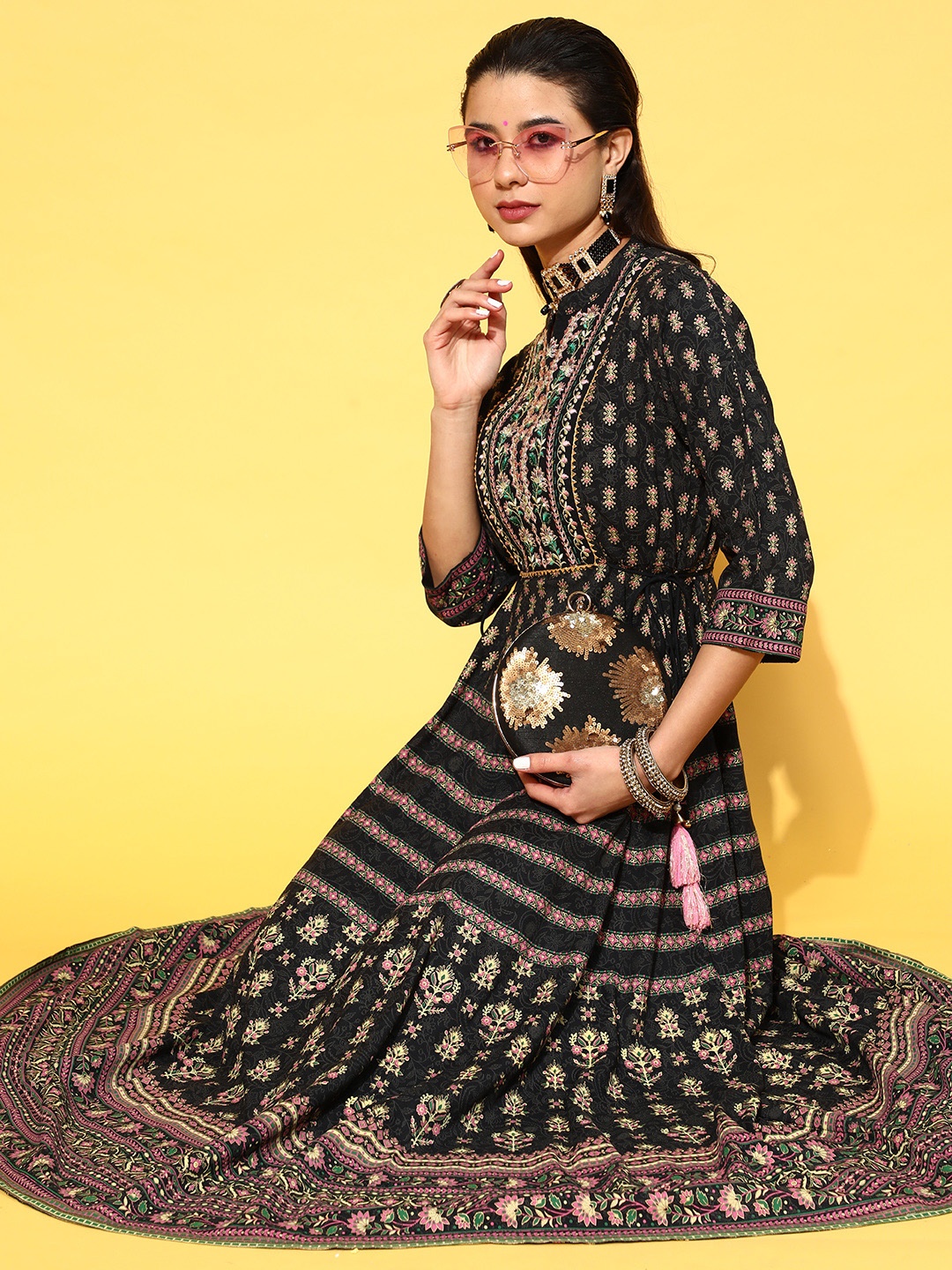 

Juniper Black & Pink Ethnic Motifs Ethnic Maxi Dress, Navy blue