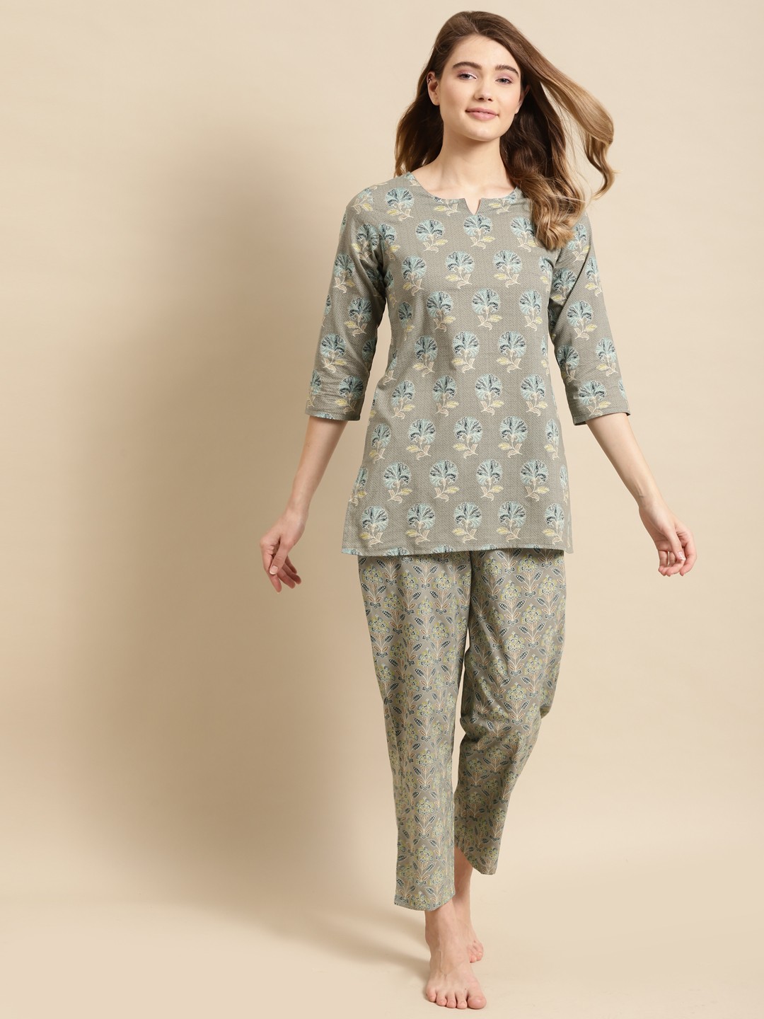 

Prakrti Women Grey & Green Pure Cotton Floral Print Night suit