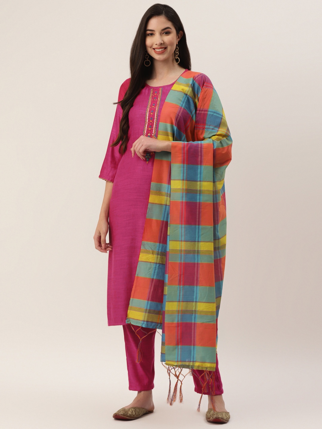 

VAABA Women Pink & Green Floral Embroidered Sequined Kurta with Trousers & Dupatta