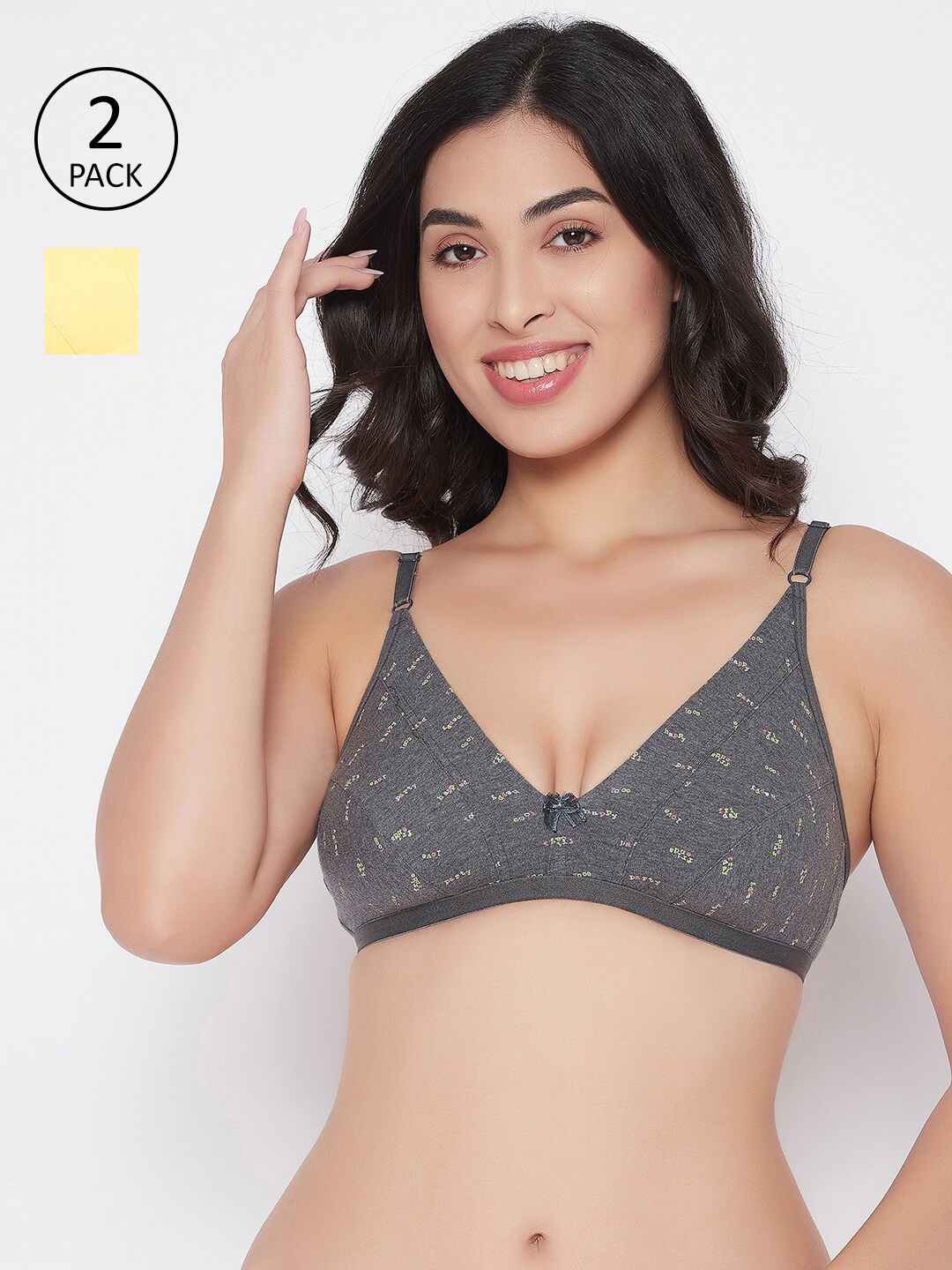 

Clovia Yellow & Grey Pack Of 2 Solid & Geometric Non-Padded Cotton Plunge Bra