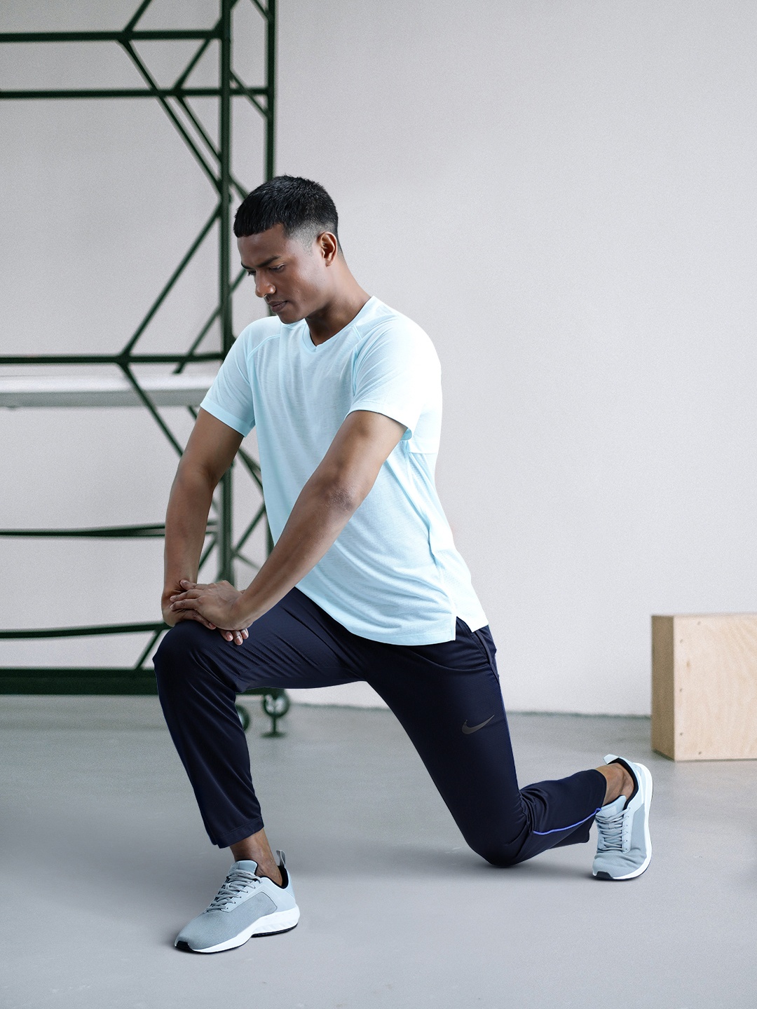 

Nike Men Blue Dri-FIT Epic Trackpants