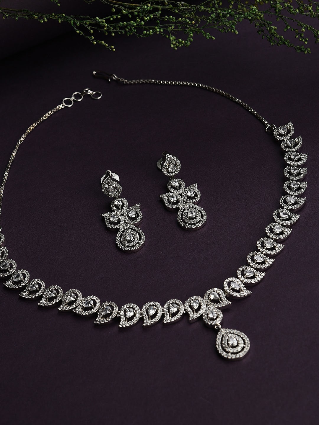 

SOHI Silver-Toned White Stone-Studded Jewellery Set