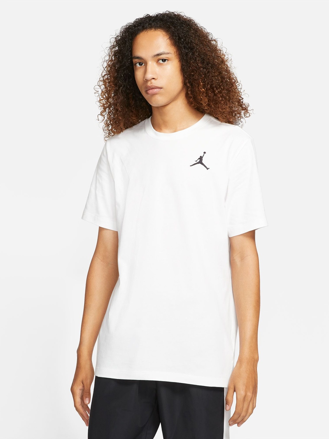 

Nike Men White & Black M J JUMPMAN EMB SS CREW Printed Pure Cotton T-shirt