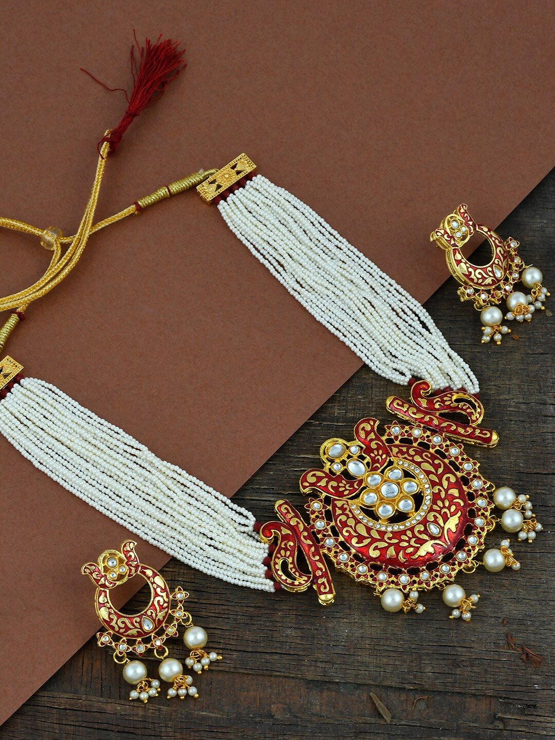 

Silvermerc Designs Gold-Plated White Pearl-Studded Jewellery Set