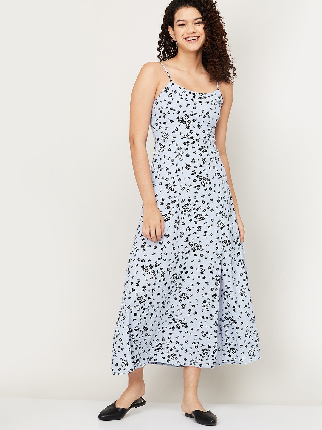 

Ginger by Lifestyle Blue Floral A-Line Midi Dress