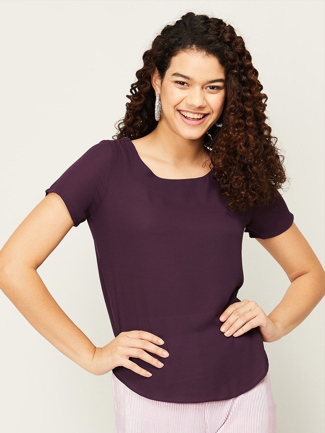 

Bossini Burgundy Top