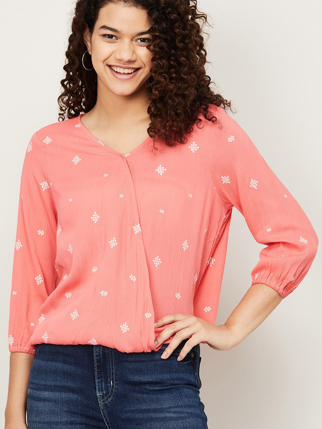 

Fame Forever by Lifestyle Coral & White Geometric Embroidered Layered Blouson Top