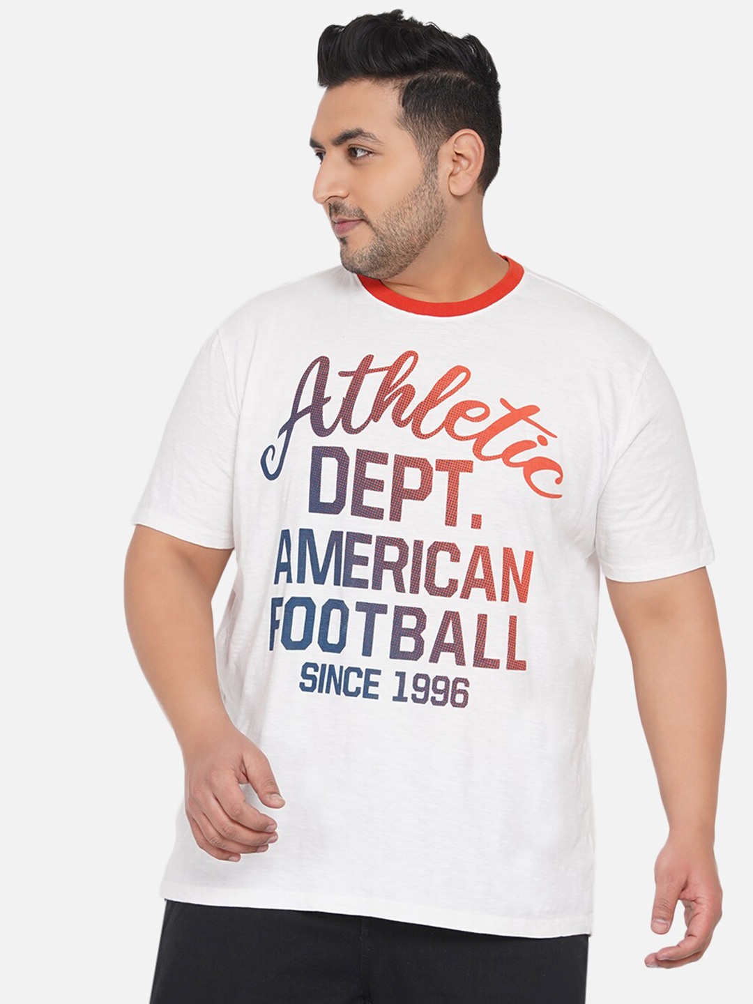 

Santonio Men White & Red Typography Printed Pure Cotton T-shirt