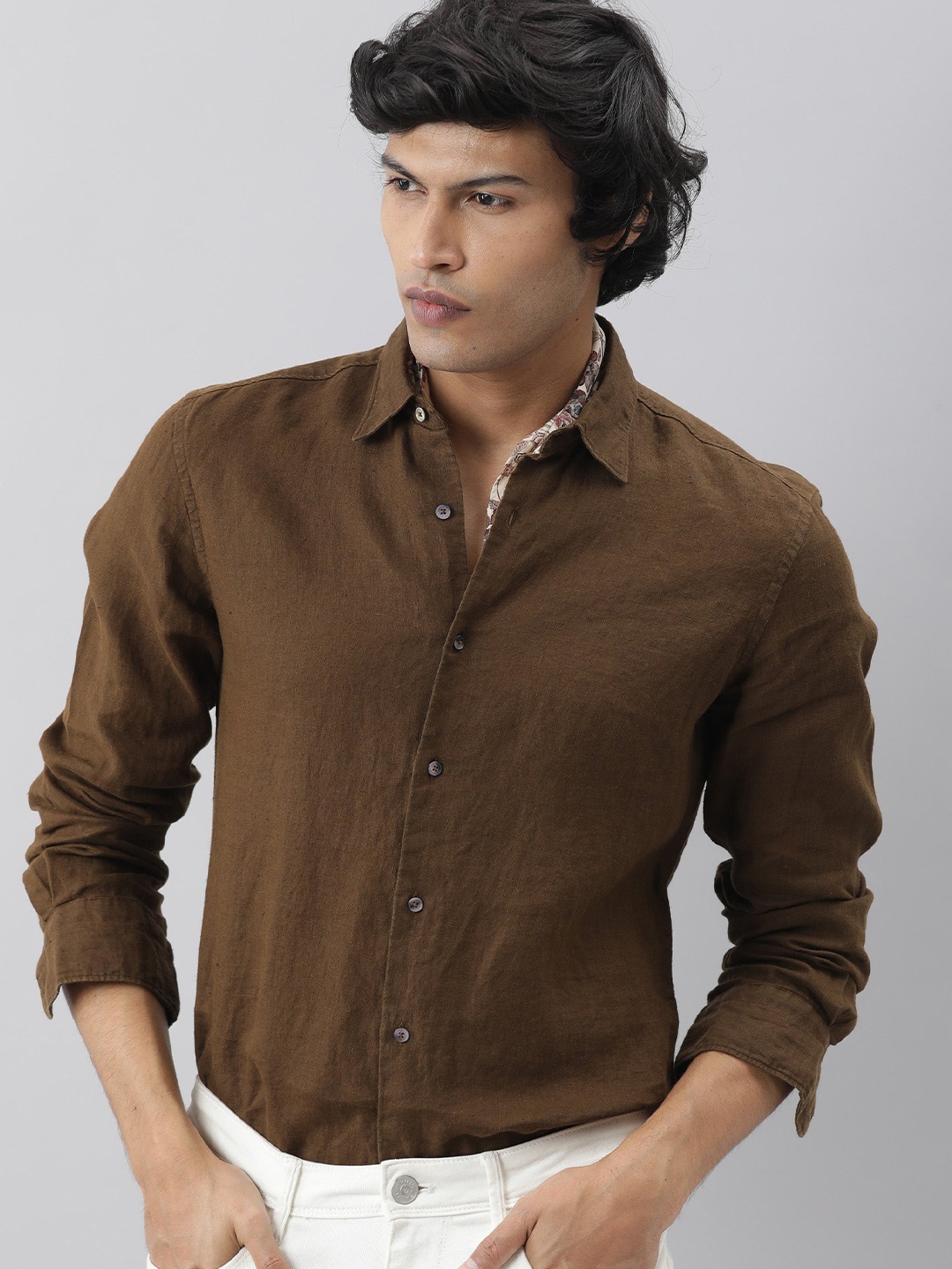 

RARE RABBIT Men Flax Slim Fit Linen Shirt, Brown