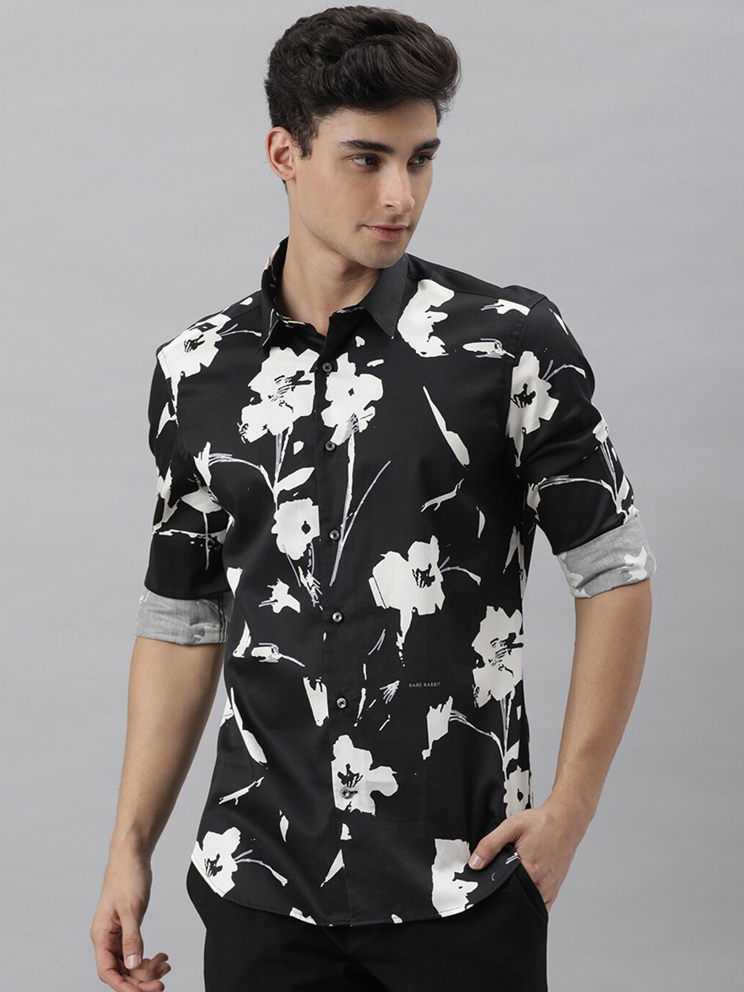 

RARE RABBIT Men Black & White Custom Slim Fit Floral Printed Cotton Casual Shirt