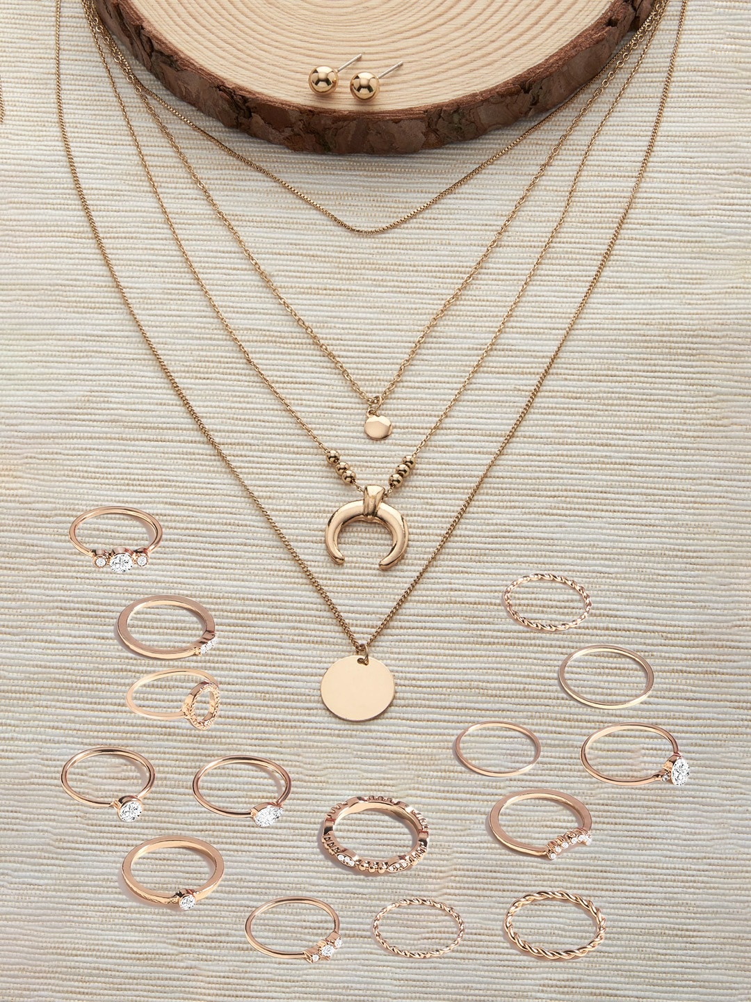 

AMI Gold-Plated Layered Chain With Earrings & Rings Set