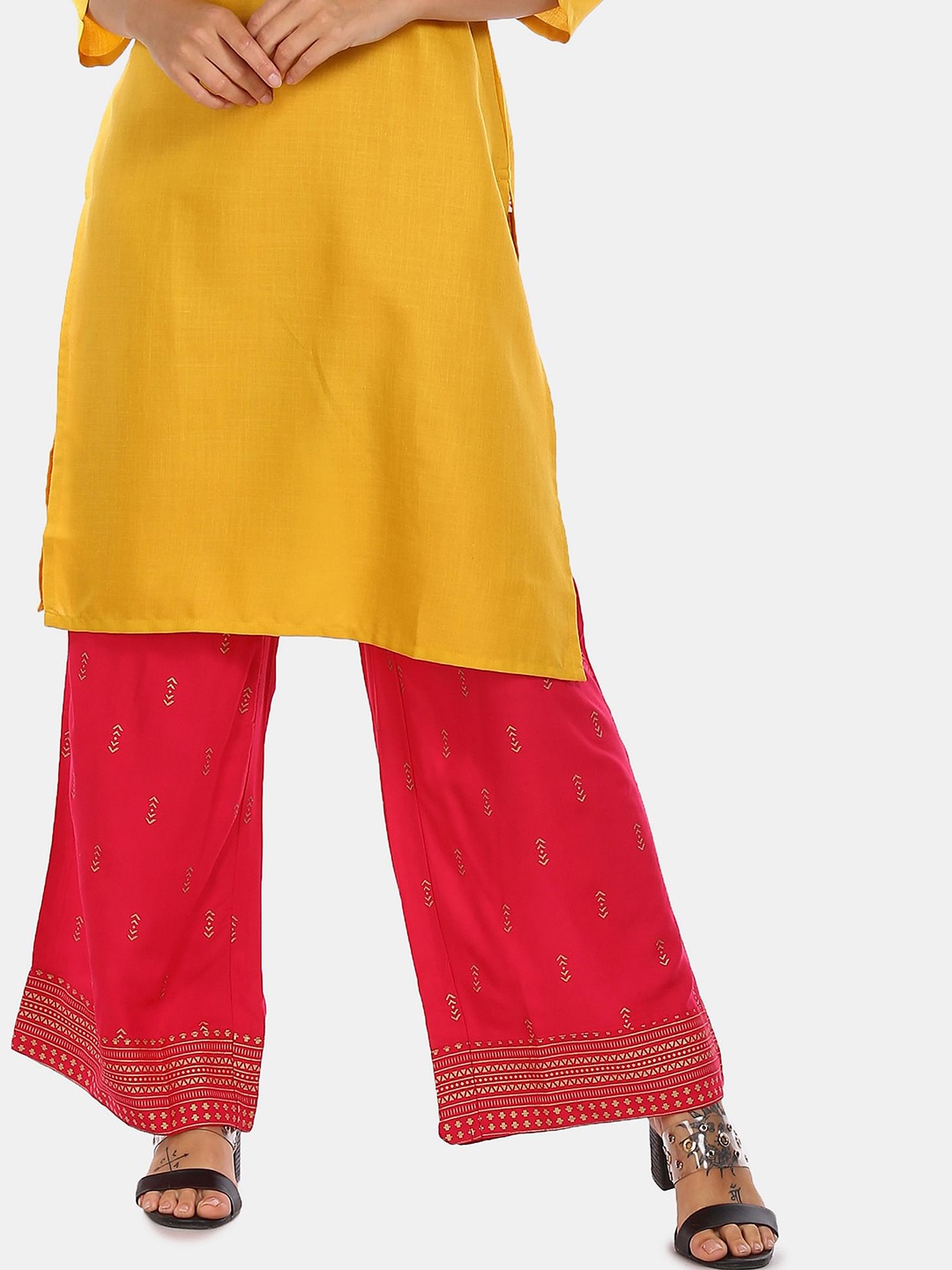 

Karigari Women Pink Ethnic Motifs Printed Palazzos
