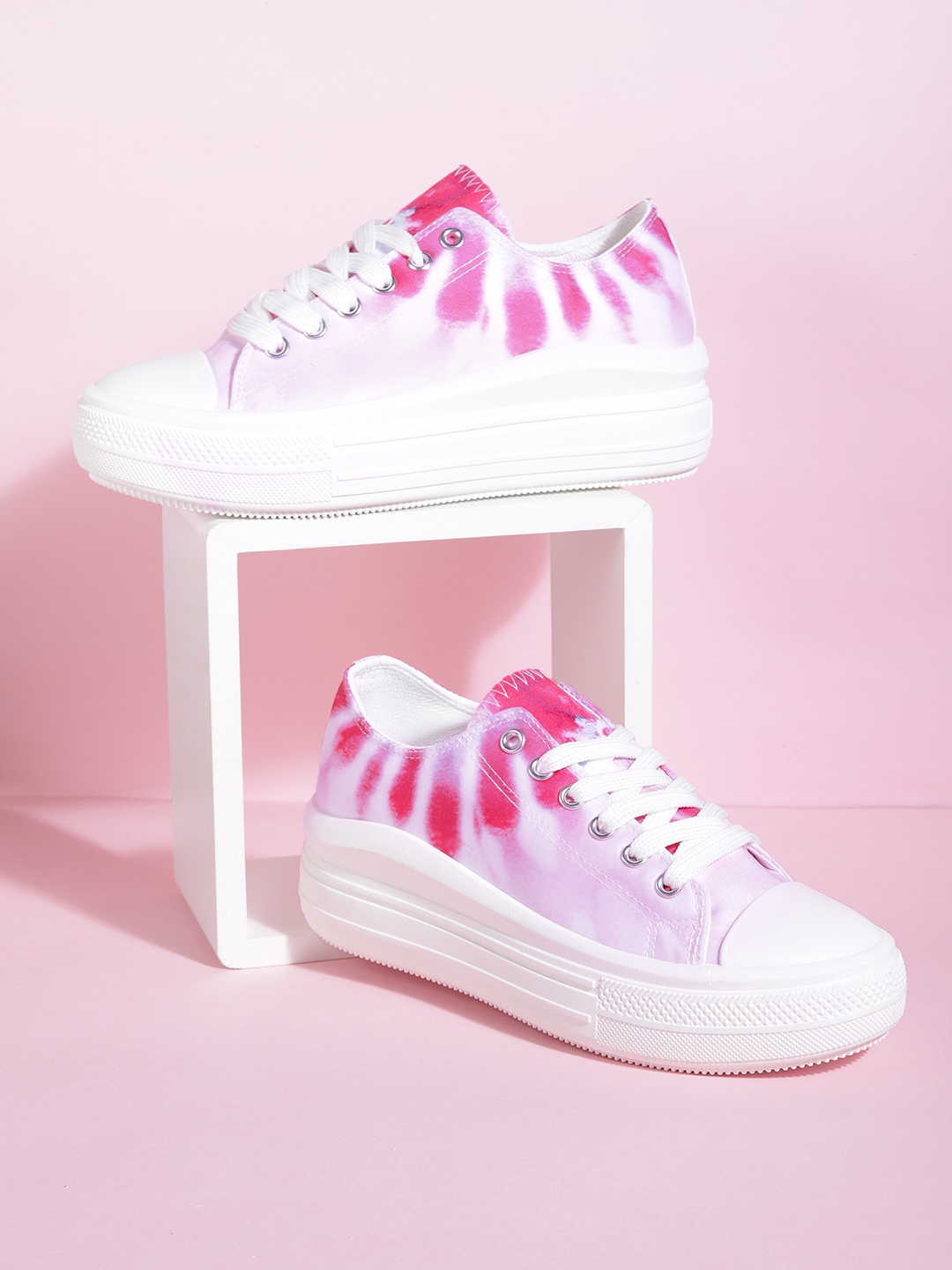 

Mast & Harbour Women White Printed Sneakers