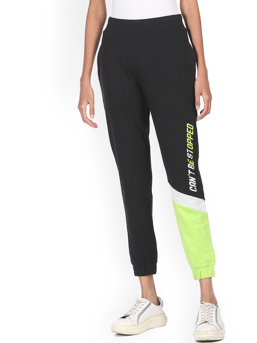 

Sugr Women Black & Lime Green Colourblocked Mid Rise Cropped Active Joggers