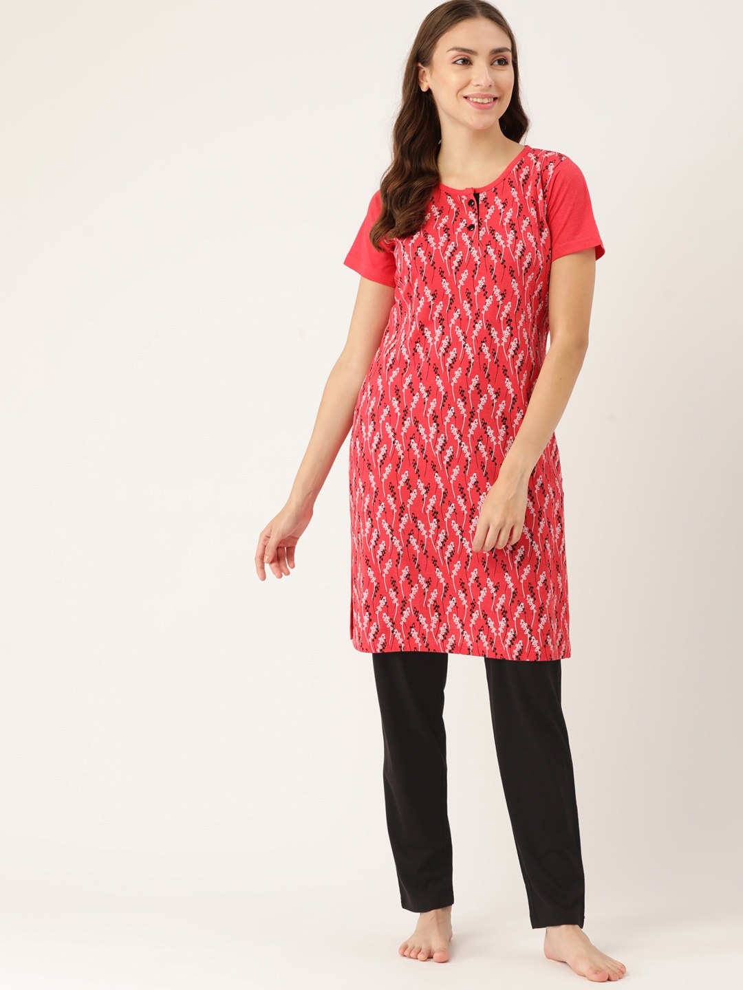 

BROOWL Women Red & Black Printed Pure Cotton Night suit
