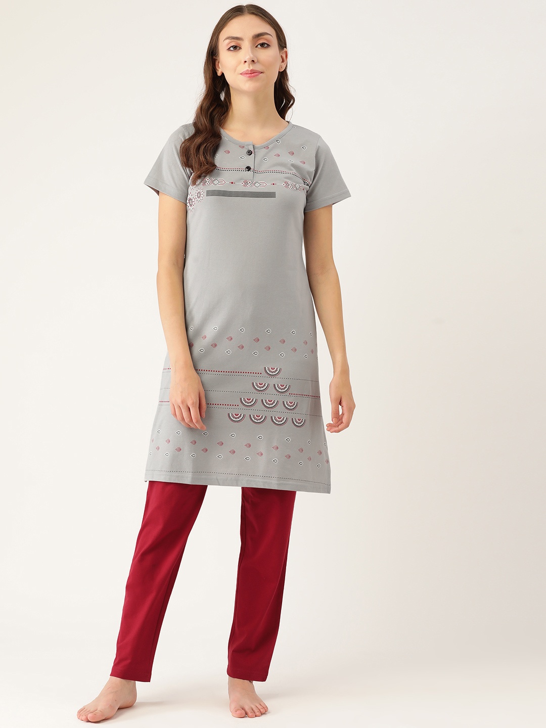 

BROOWL Women Grey & Red Printed Pure Cotton Night suit