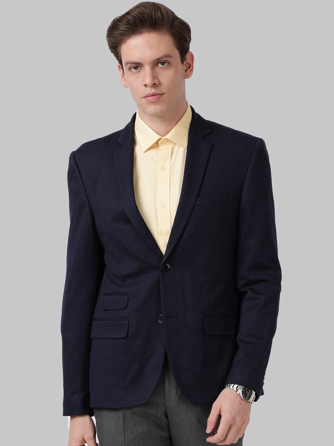 

Park Avenue Navy Men Blue Solid Single-Breasted Slim-Fit Formal Blazer, Navy blue