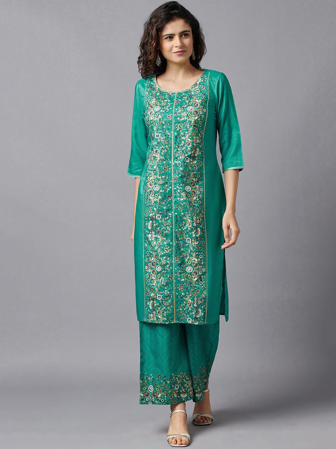 

AURELIA Women Green Floral Printed Kurta with Palazzos