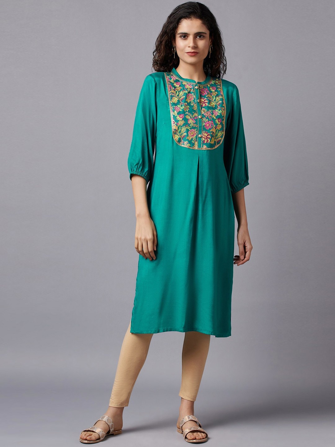 

AURELIA Women Sea Green & Pink Floral Yoke Design Kurta