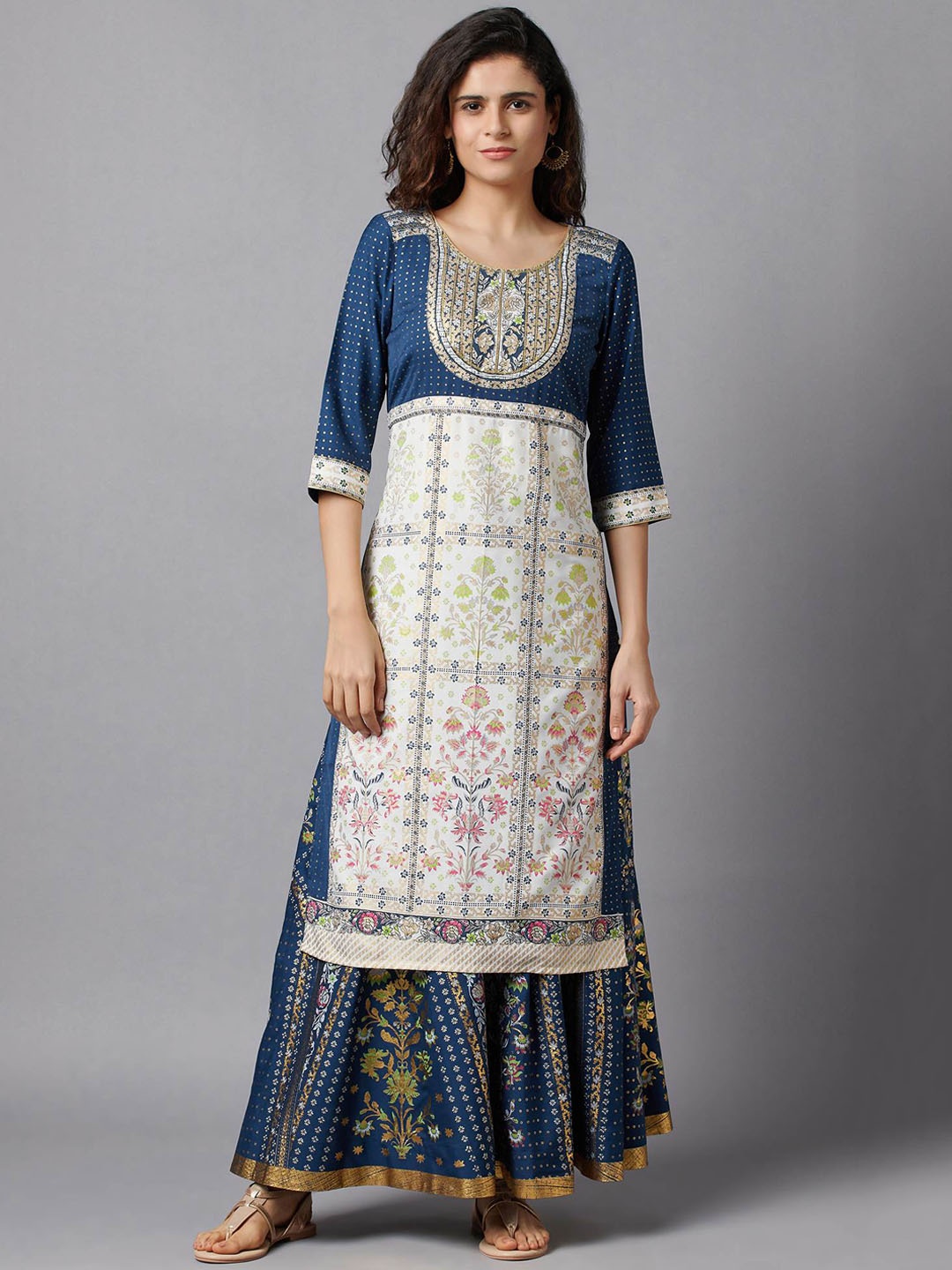 

AURELIA Women Teal & Off White Floral Printed Kurta