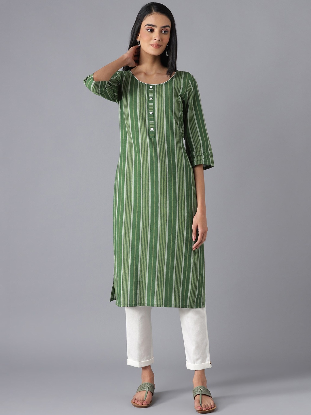 

AURELIA Women Green Printed Pure Cotton Kurta with Trousers