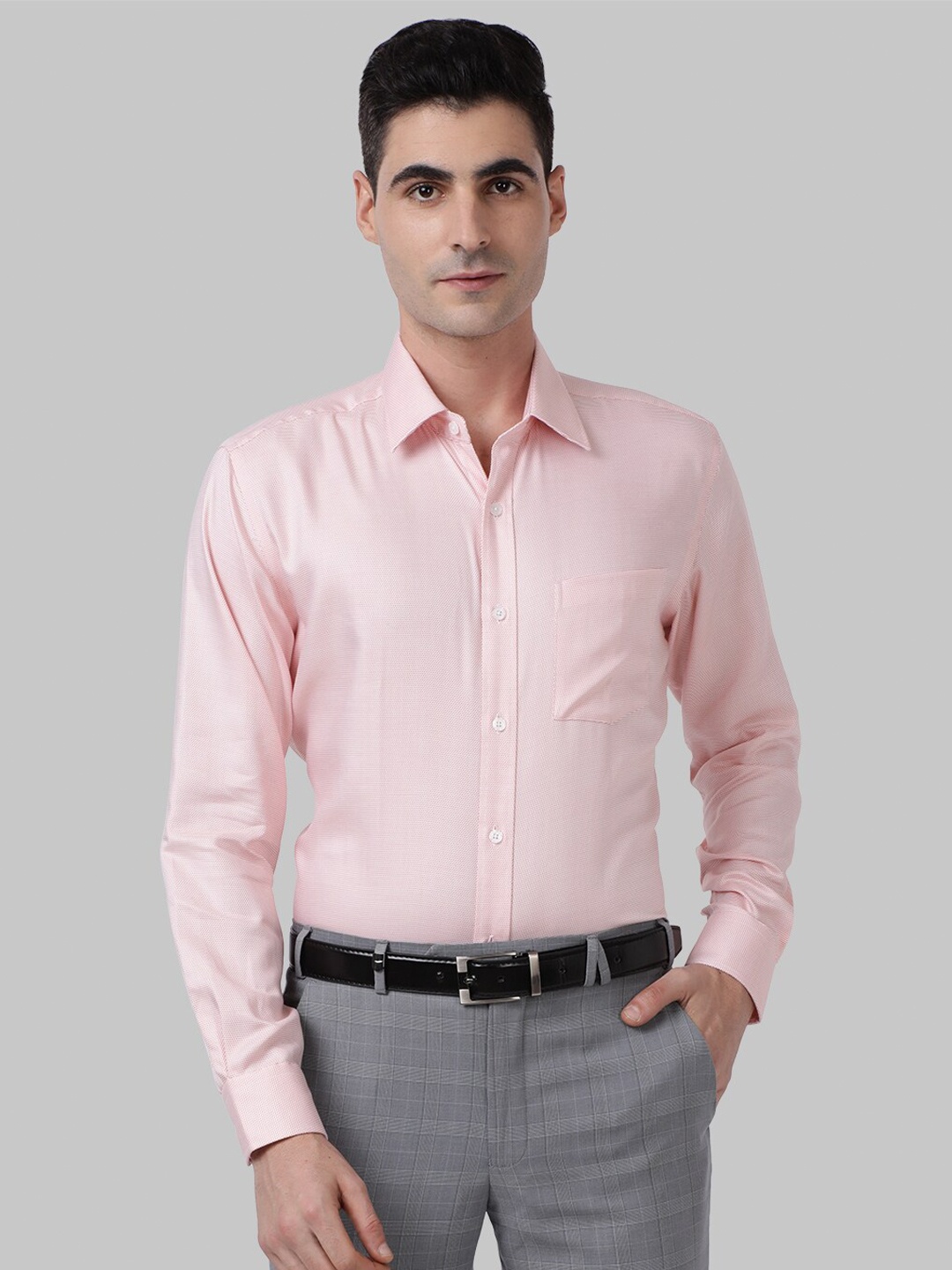

Park Avenue Men Peach-Coloured Slim Fit Printed Cotton Formal Shirt