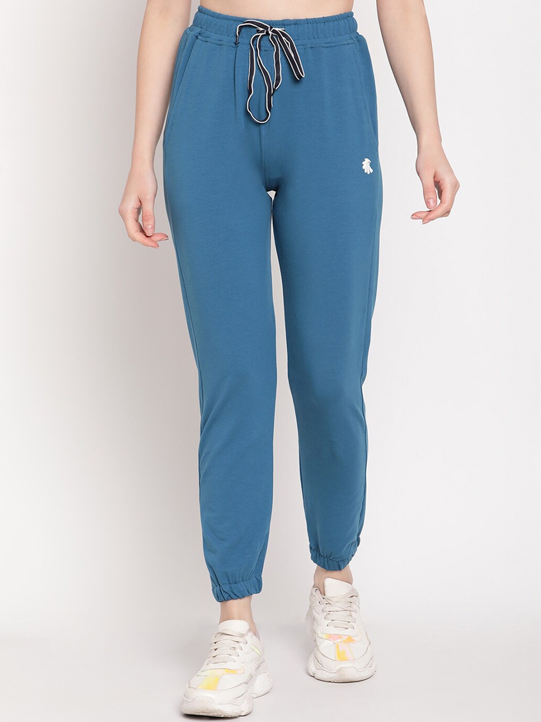 

Gallus Women Blue Solid Dry-Fit Joggers