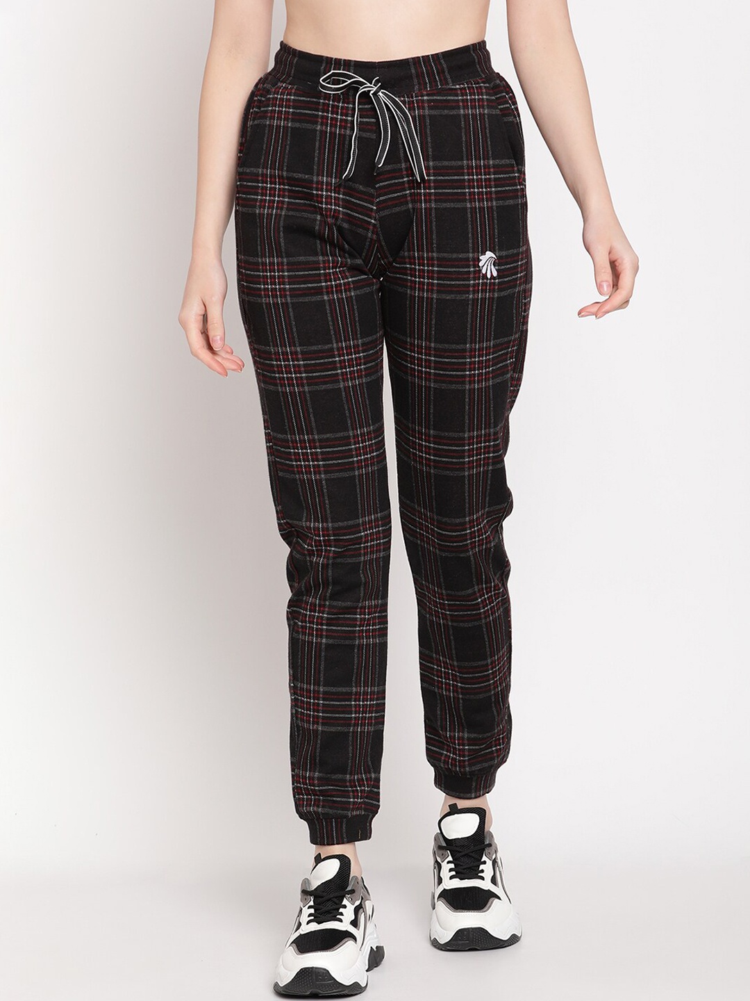 

Gallus Women Black & Maroon Checked Dry-Fit Joggers