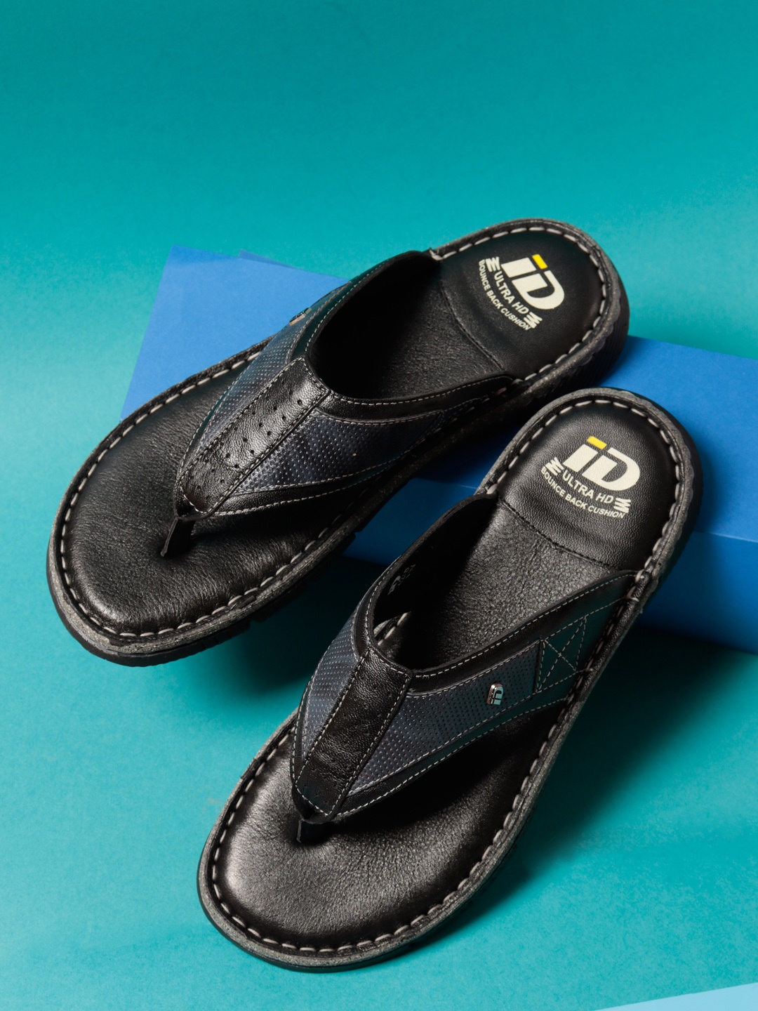 

ID Men Black Solid Thong Flip-Flops