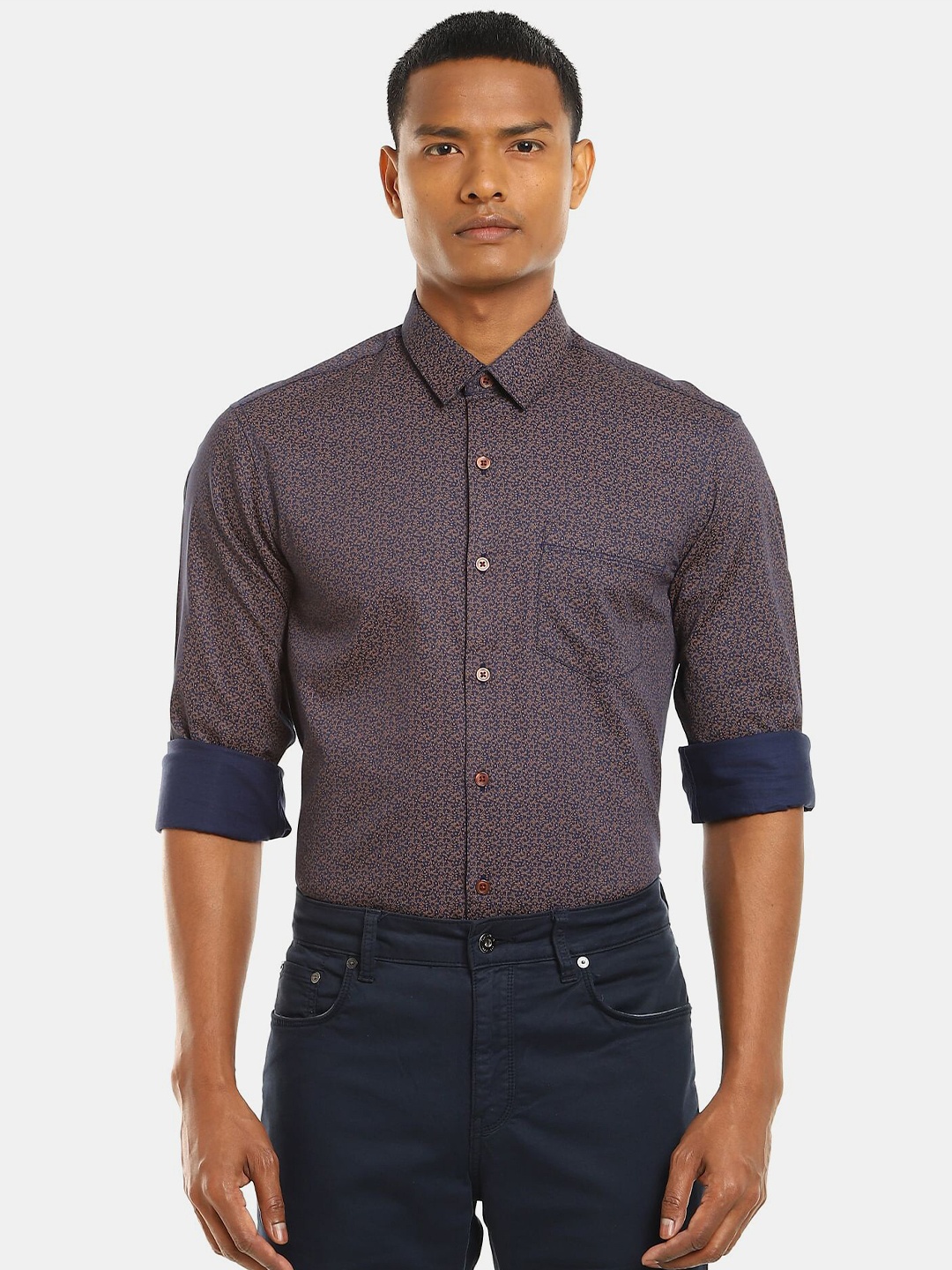 

Excalibur Men Navy Blue and Brown Printed Regular Fit Cotton Casual Shirt