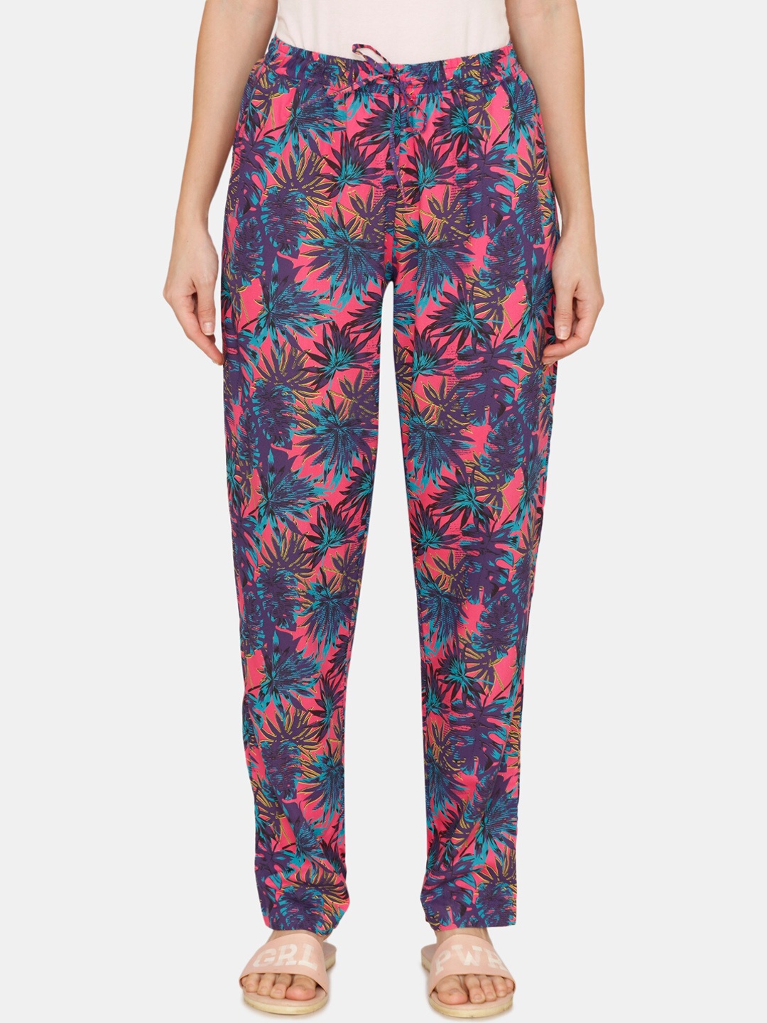 

Coucou by Zivame Women Coral & Navy Blue Printed Cotton Lounge Pants