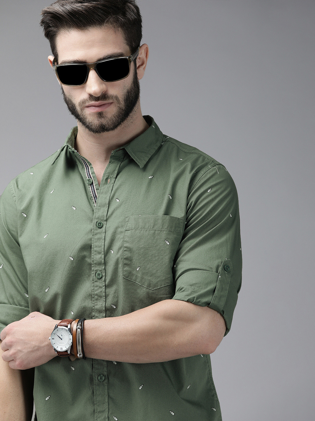 

Roadster Men Green Casual Pure Cotton Shirt