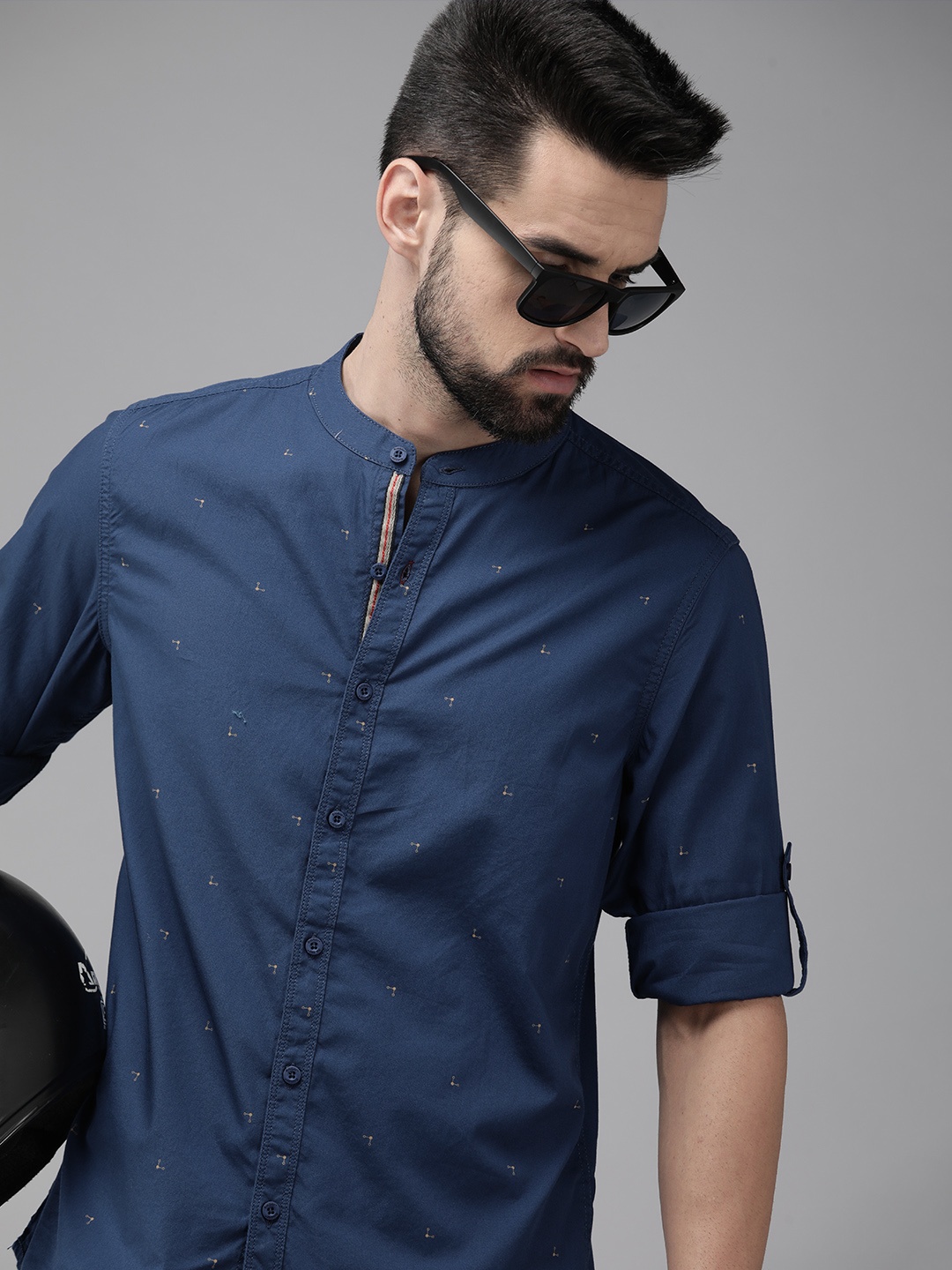 

The Roadster Lifestyle Co. Men Navy Blue & Brown Printed Pure Cotton Casual Shirt
