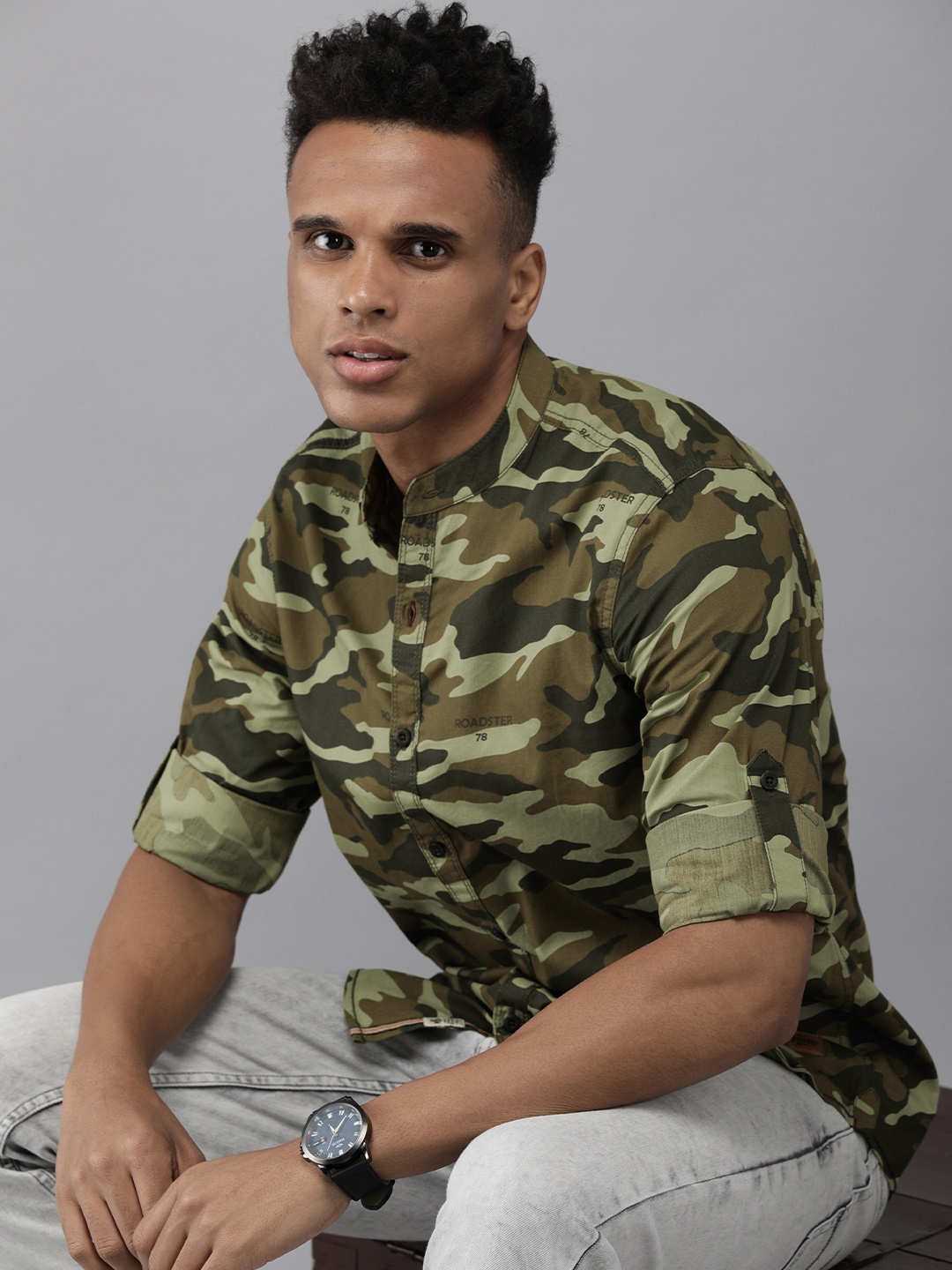 

The Roadster Lifestyle Co Men Green & Brown Camouflage Printed Casual Shirt