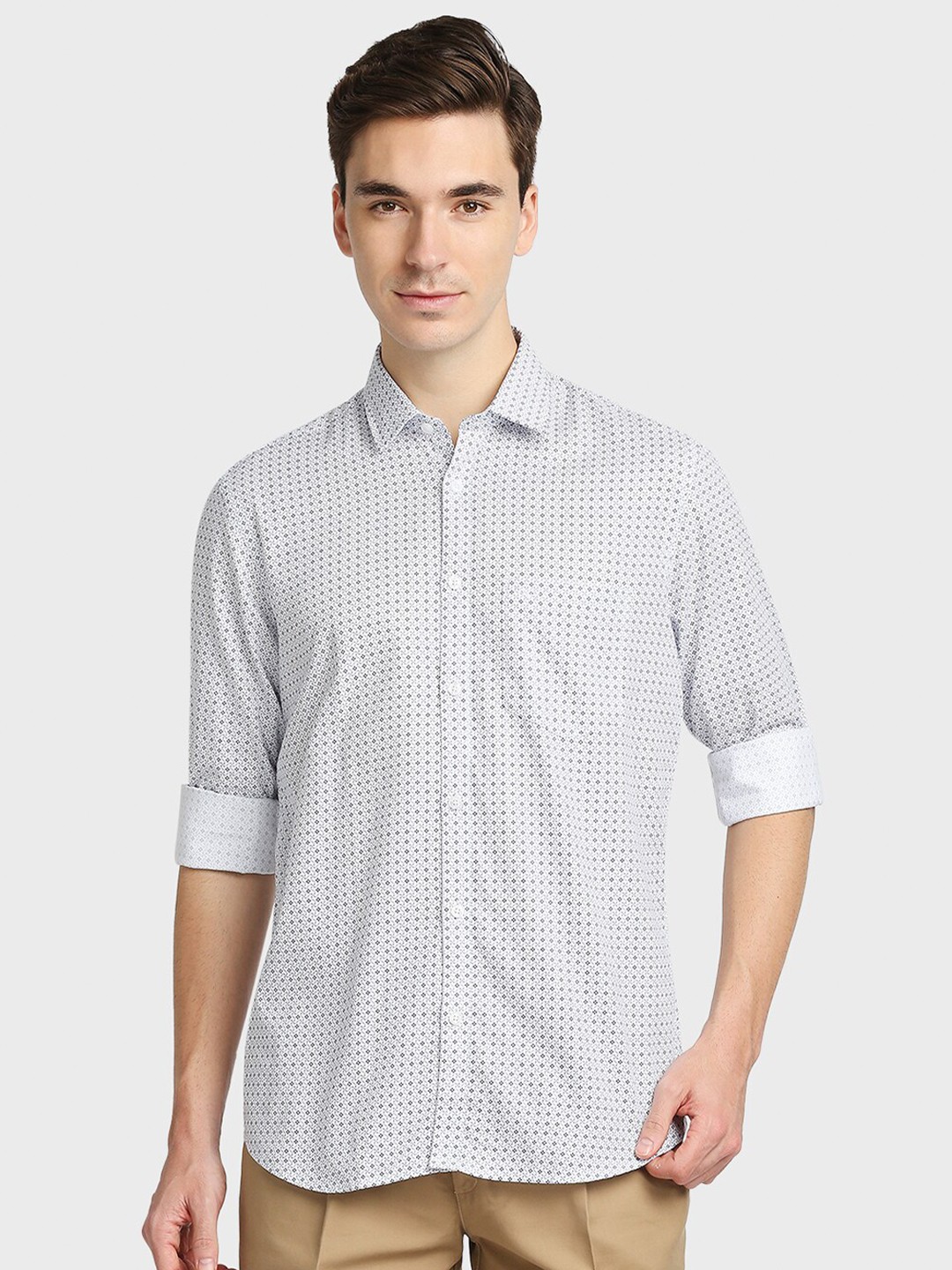 

ColorPlus Men White Micro Ditsy Printed Tailored Fit Casual Shirt