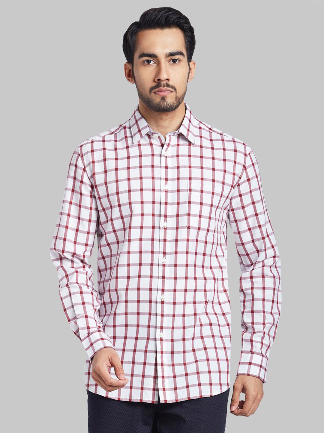 

Parx Men Red Slim Fit Checked Casual Shirt