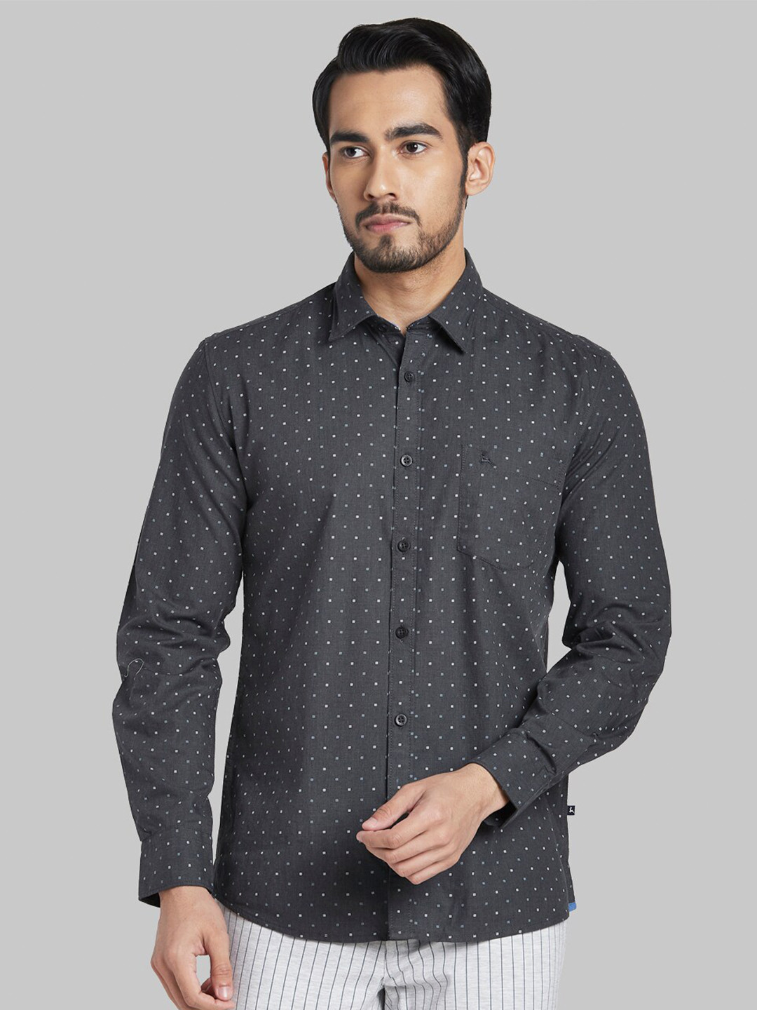 

Parx Men Grey Slim Fit Printed Casual Shirt