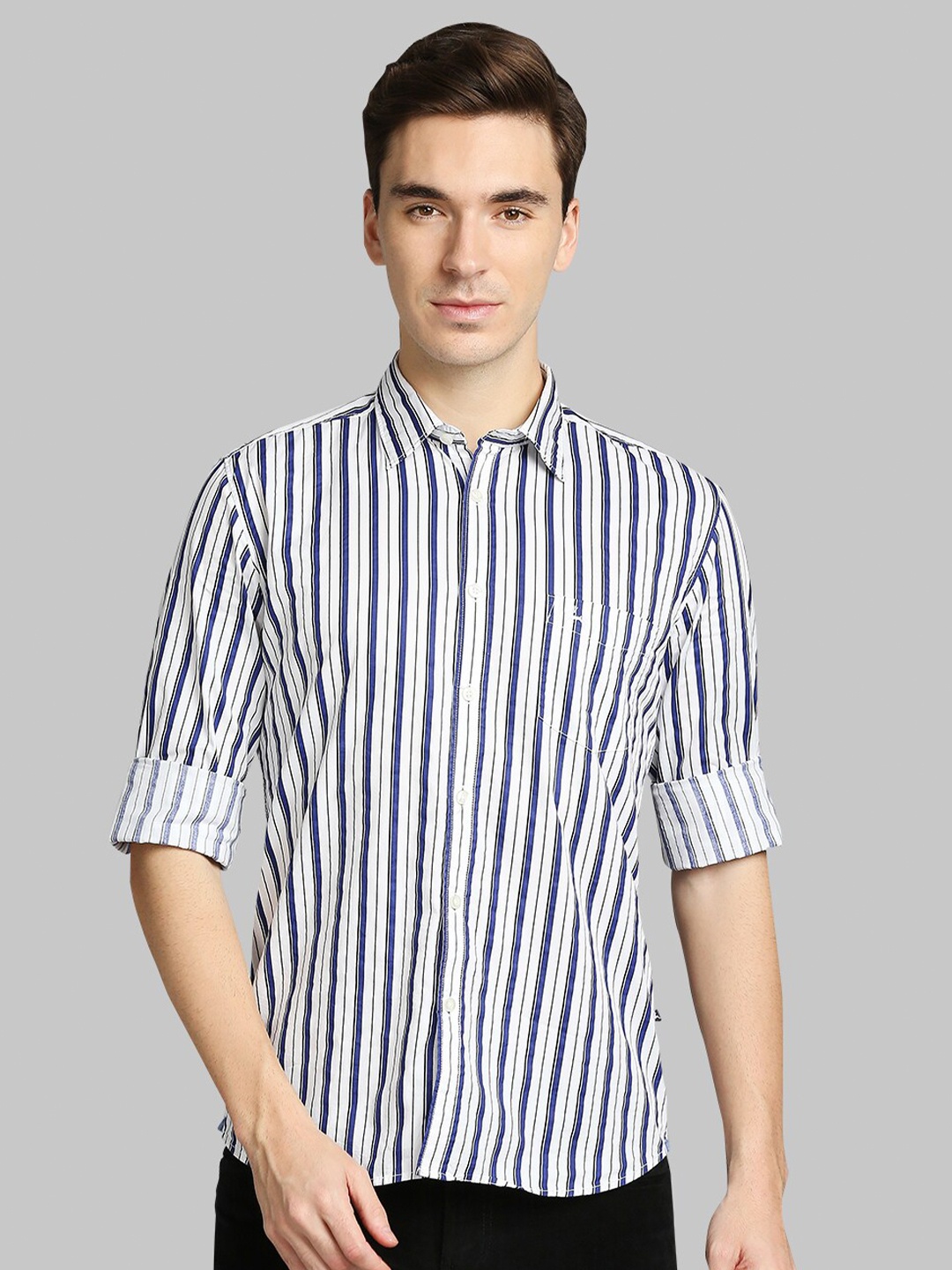 

Parx Men Blue Slim Fit Striped Cotton Casual Shirt