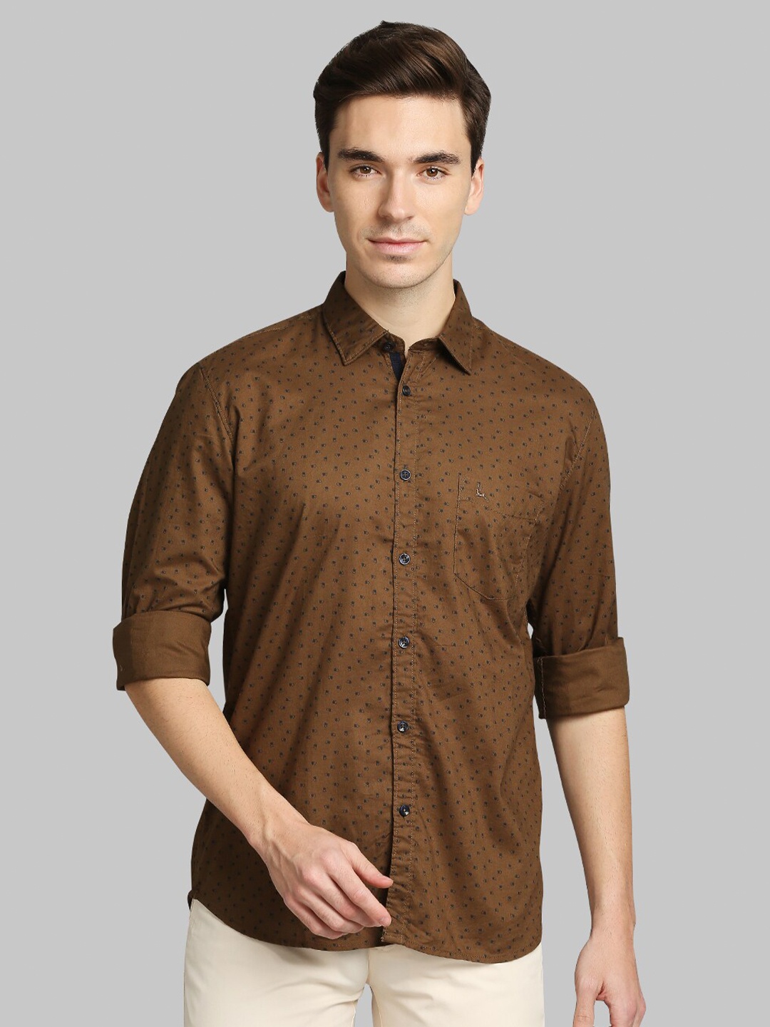 

Parx Men Brown Slim Fit Floral Micro Ditsy Printed Cotton Casual Shirt