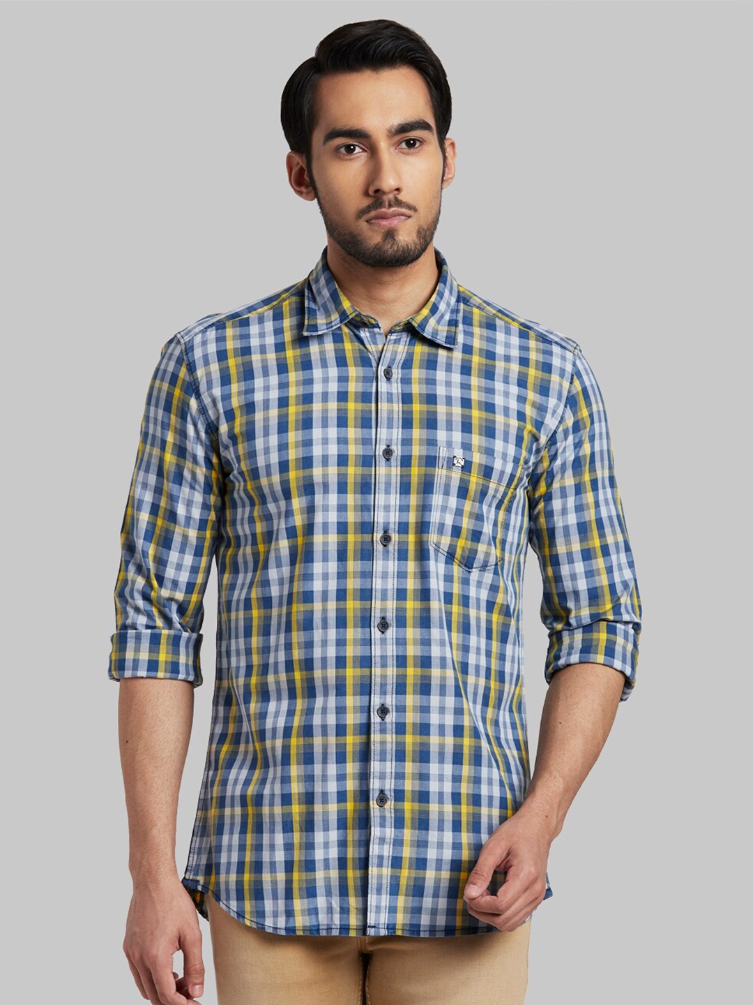 

Parx Men Yellow Slim Fit Checked Casual Shirt